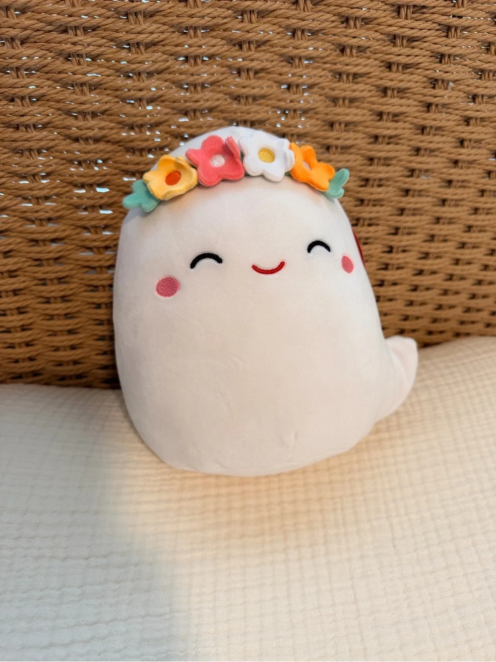 Squishmallows White Ghost with Floral Crown - Multicolor Flowers